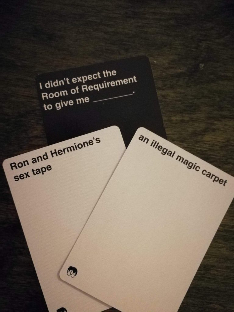 Harry Potter Cards Against Muggles 1440 Cards for Potterheads